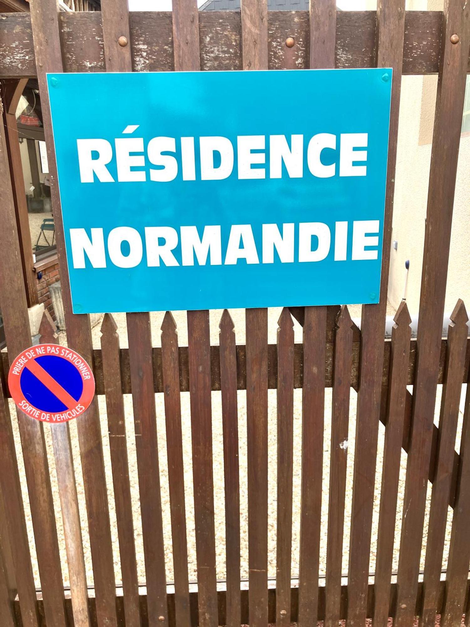 Hotel Residence Normandie Conches-en-Ouche Eksteriør billede